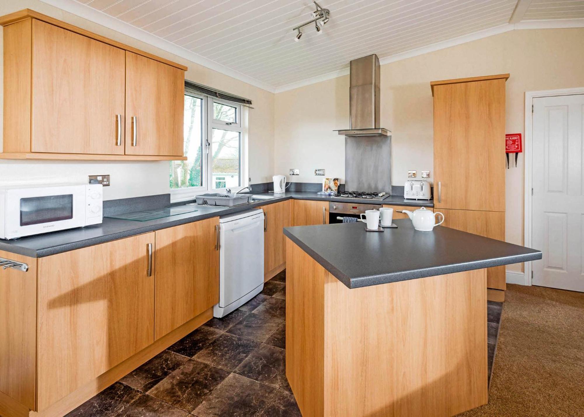 Meadow Lakes Holiday Park Сент-Остелл Номер фото